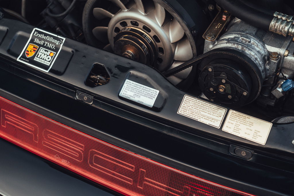 Porsche 964 Carrera 2