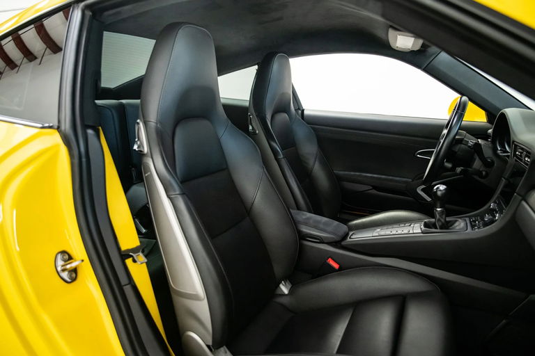 Porsche 991.2 Carrera GTS