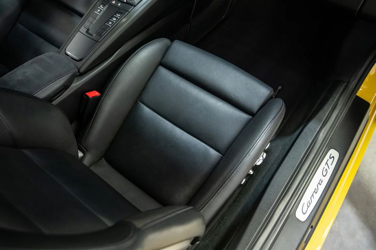 Porsche 991.2 Carrera GTS