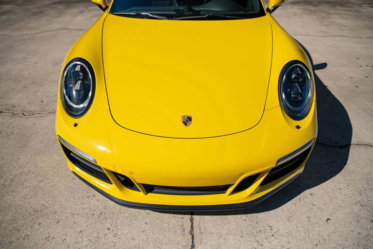 Porsche 991.2 Carrera GTS