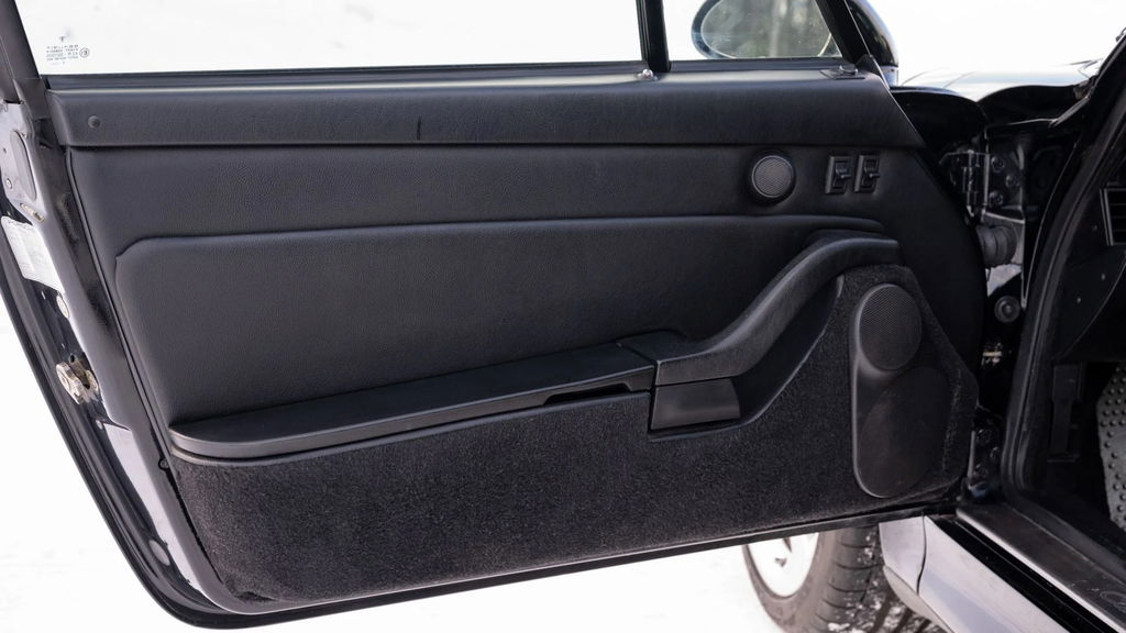 Porsche 993 Carrera 4S