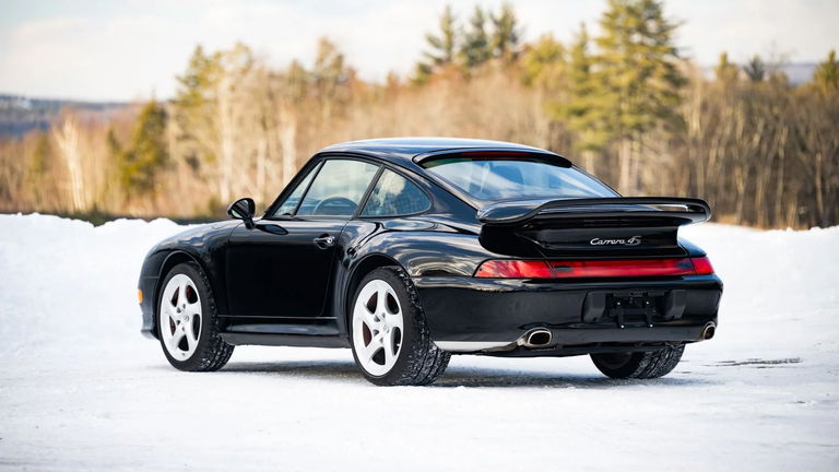 Porsche 993 Carrera 4S