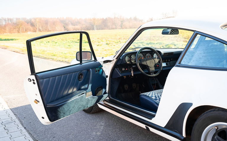 Porsche 911 Carrera 3.2