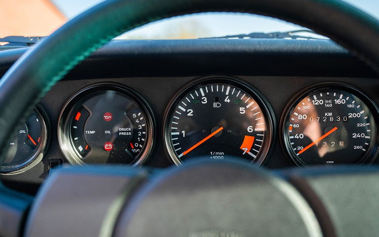 Porsche 911 Carrera 3.2