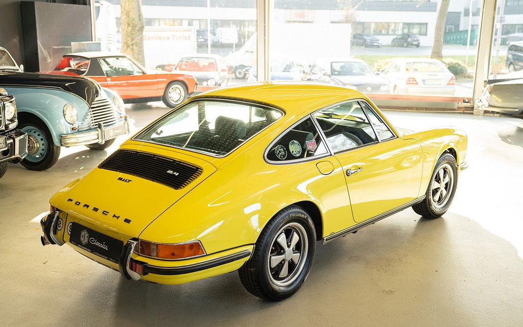 Porsche 911 T