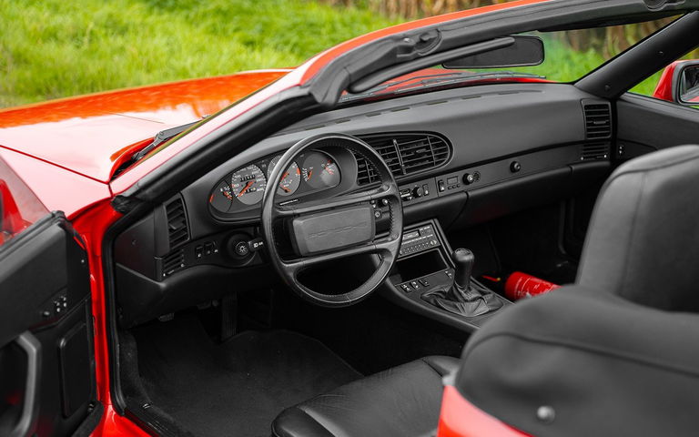 Porsche 944 Turbo Cabriolet