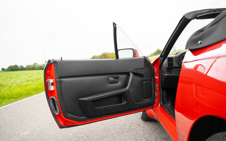 Porsche 944 Turbo Cabriolet