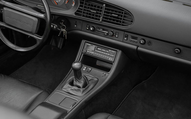 Porsche 944 Turbo Cabriolet