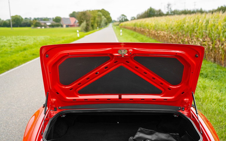 Porsche 944 Turbo Cabriolet