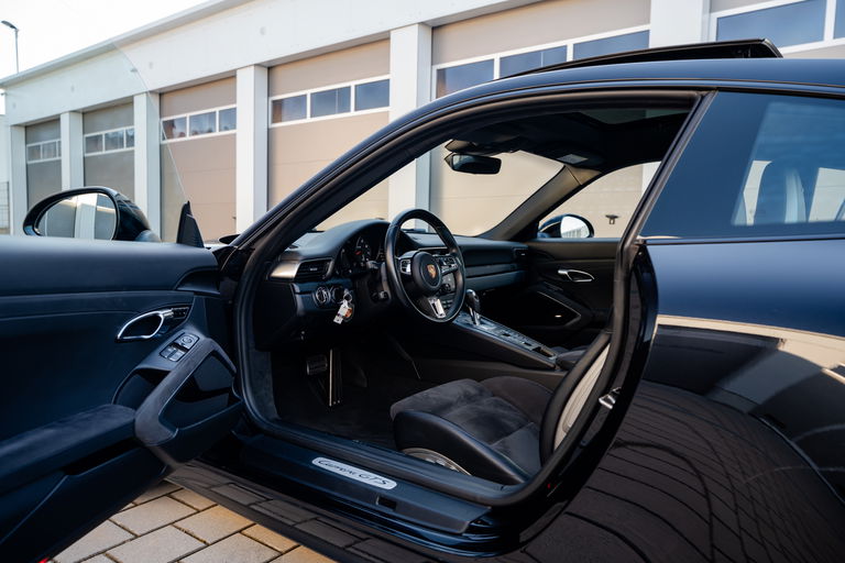 Porsche 991.2 Carrera GTS