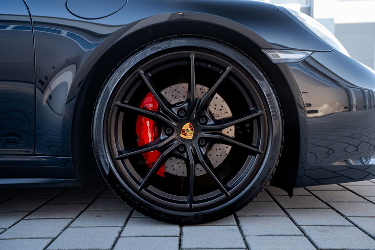 Porsche 991.2 Carrera GTS