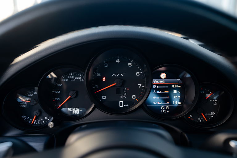 Porsche 991.2 Carrera GTS