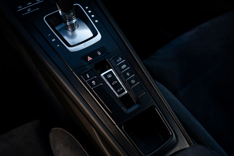 Porsche 991.2 Carrera GTS