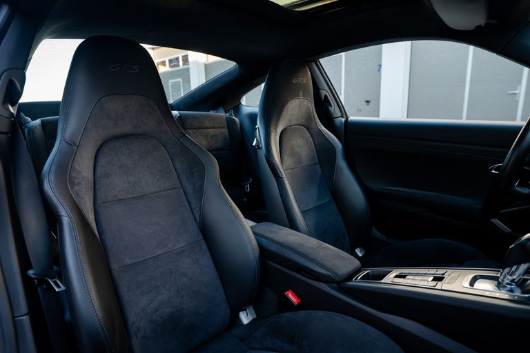 Porsche 991.2 Carrera GTS