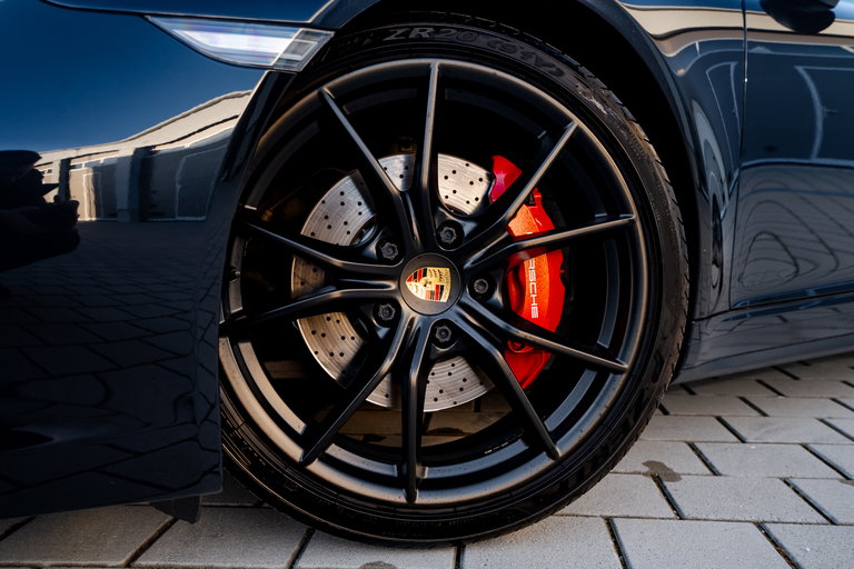 Porsche 991.2 Carrera GTS