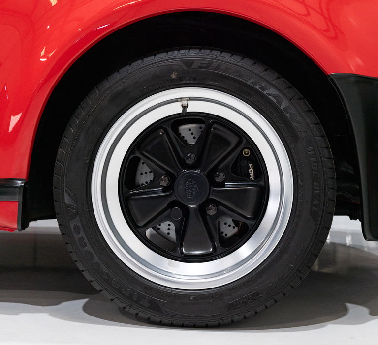 Porsche 911 Turbo 3.3 (US)