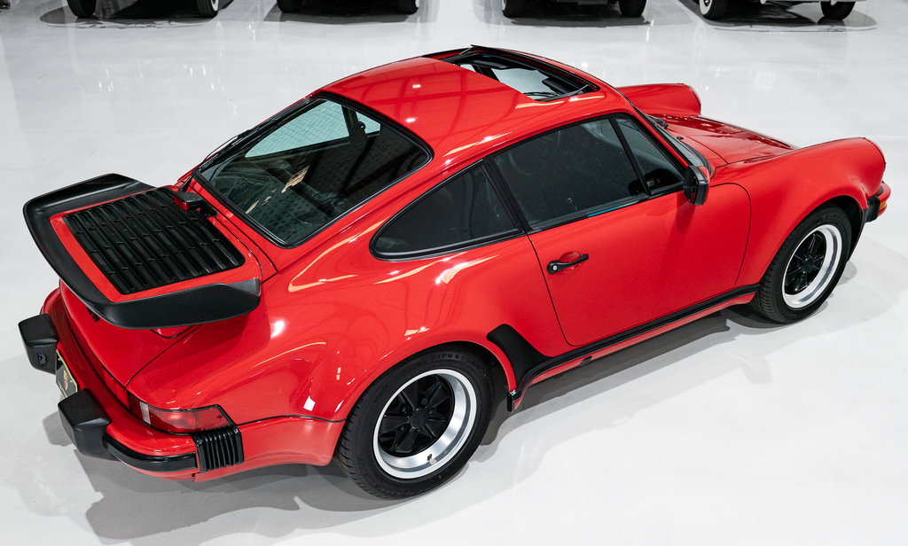 Porsche 911 Turbo 3.3 (US)