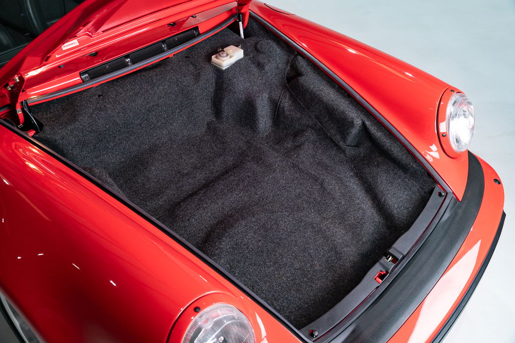 Porsche 911 Turbo 3.3 (US)