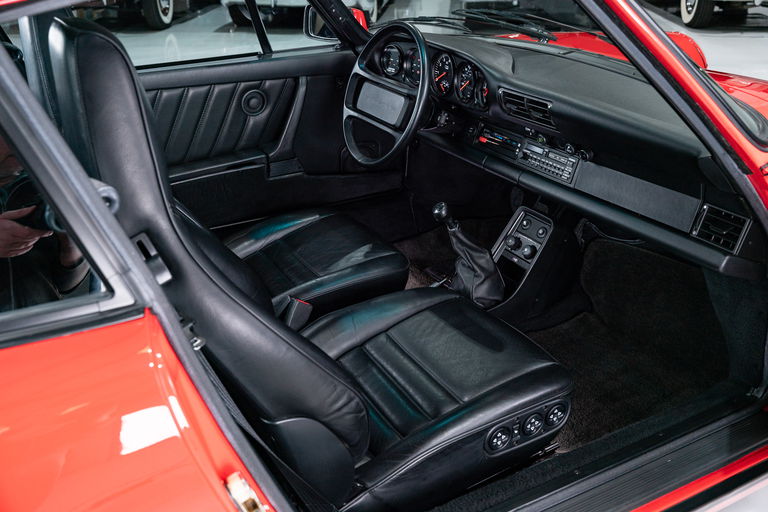 Porsche 911 Turbo 3.3 (US)