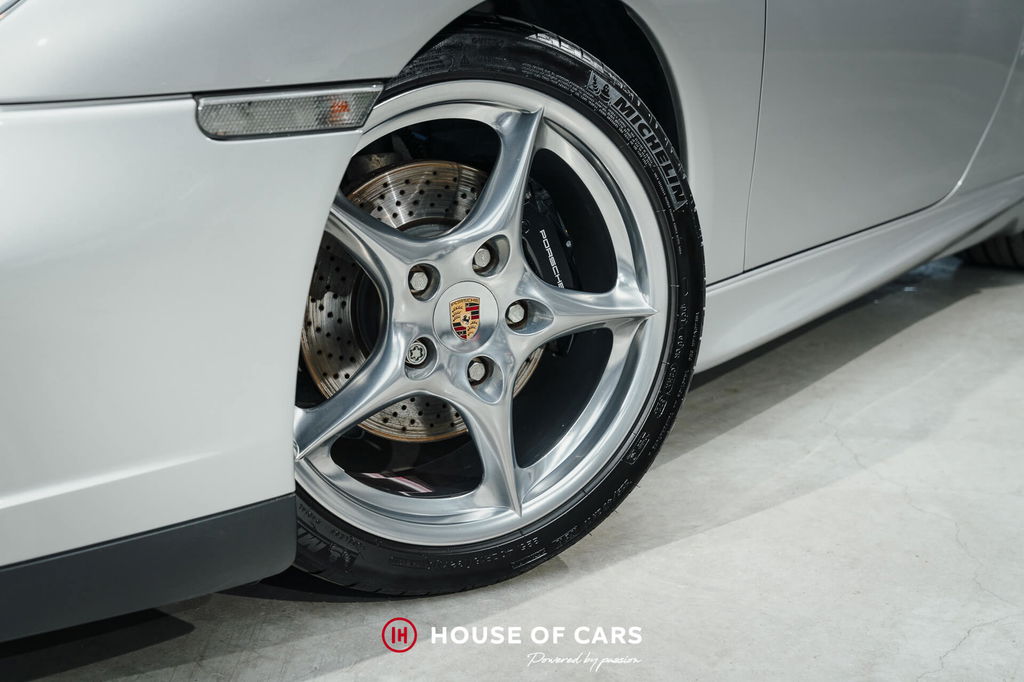 Porsche 996.2 Carrera “40 Jahre 911”