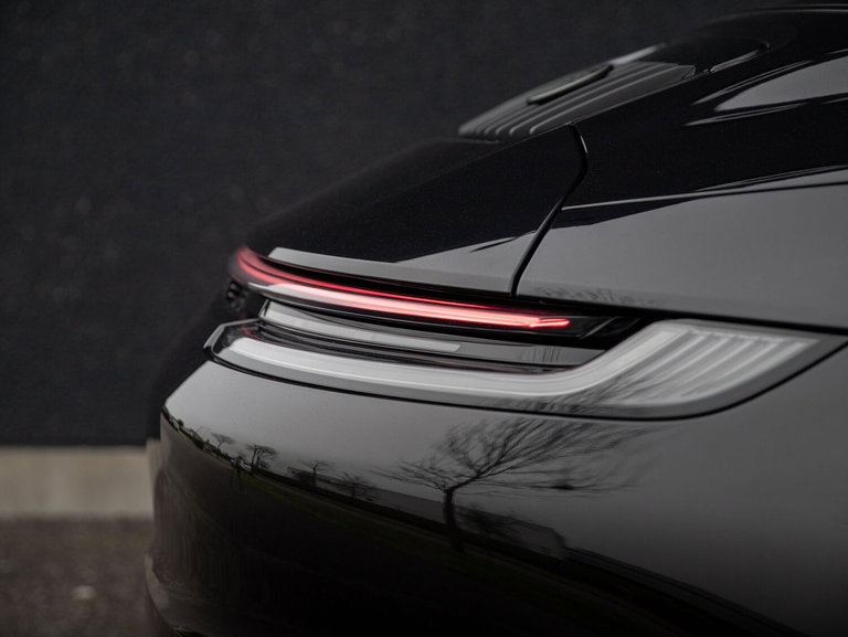 Porsche 992 Edition 50 Jahre Porsche Design