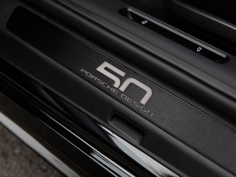 Porsche 992 Edition 50 Jahre Porsche Design