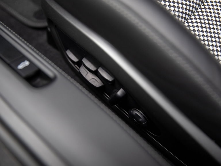 Porsche 992 Edition 50 Jahre Porsche Design