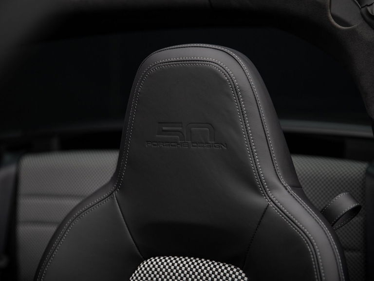 Porsche 992 Edition 50 Jahre Porsche Design