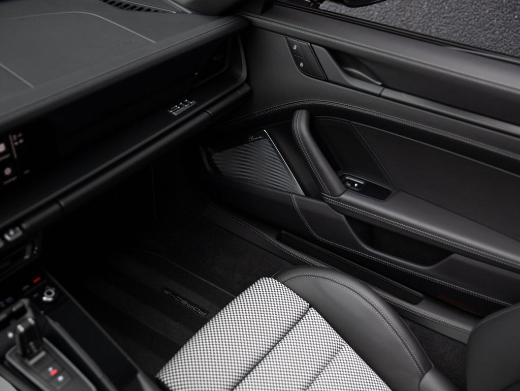 Porsche 992 Edition 50 Jahre Porsche Design