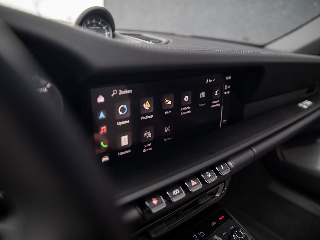 Porsche 992 Edition 50 Jahre Porsche Design