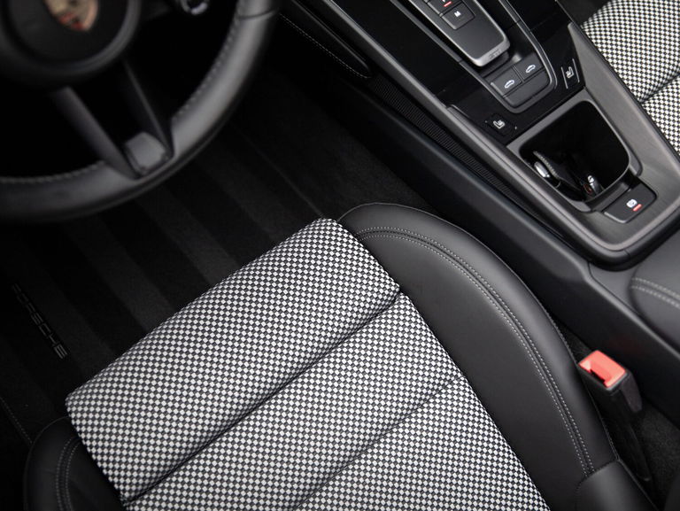 Porsche 992 Edition 50 Jahre Porsche Design