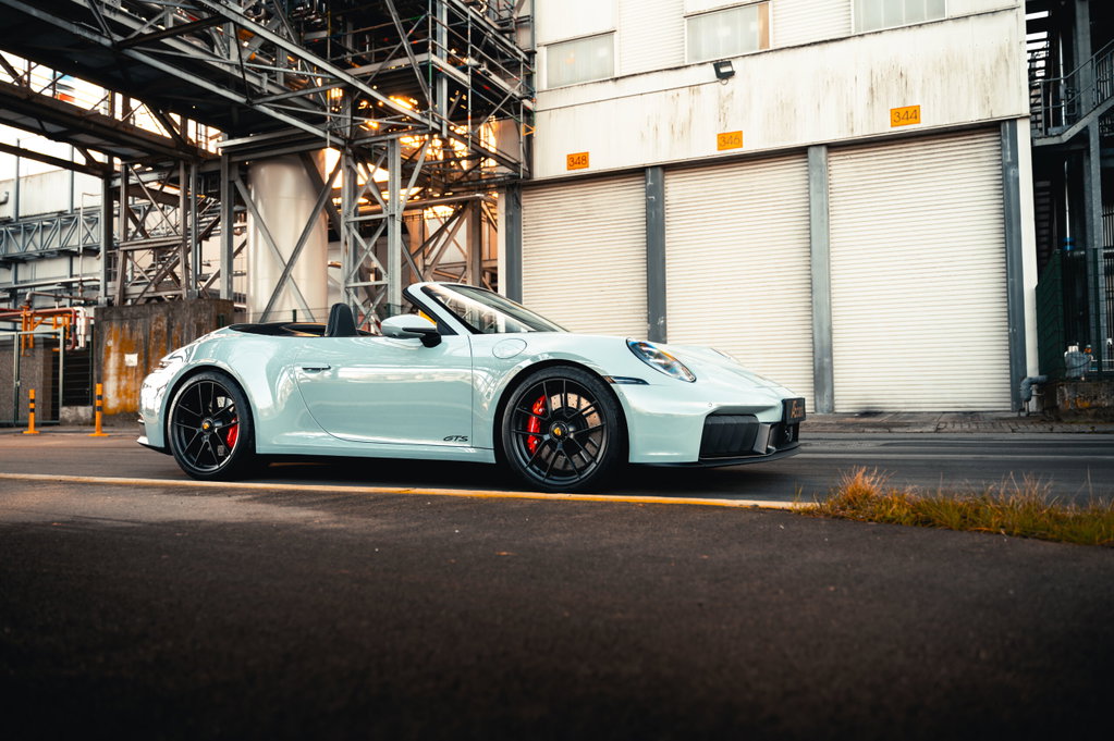 Porsche 992.2 Carrera GTS