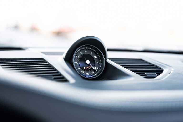 Porsche 992.2 Carrera GTS