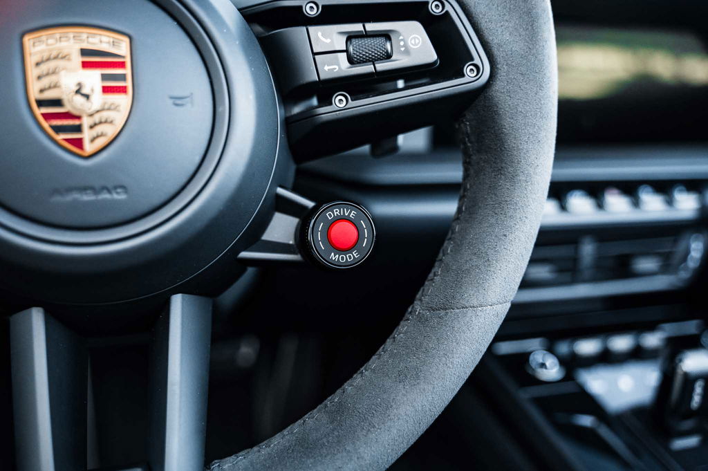 Porsche 992.2 Carrera GTS