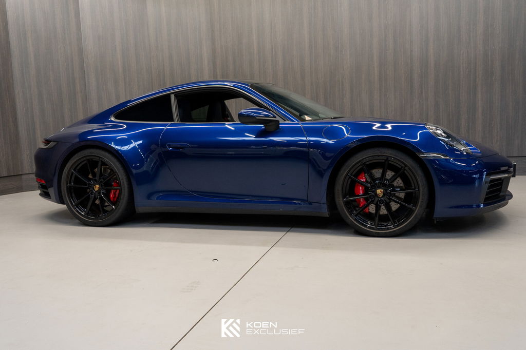 Porsche 992 Carrera 4S