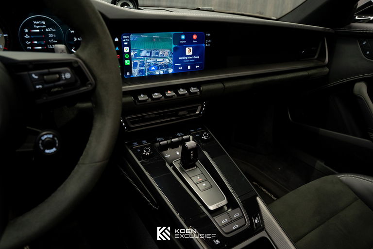 Porsche 992 Carrera GTS