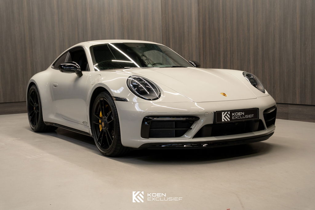 Porsche 992 Carrera GTS