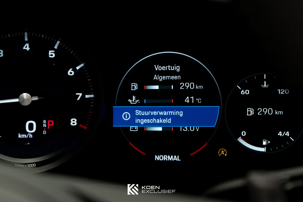 Porsche 992 Carrera 4