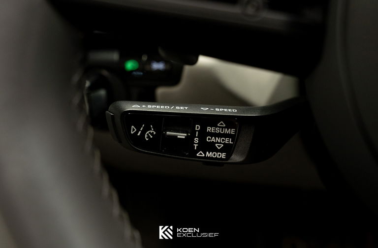 Porsche 992 Carrera 4