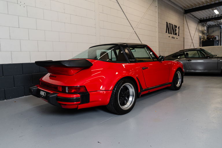 Porsche 911 Carrera 3.2 (US)