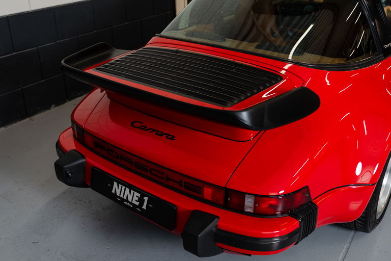 Porsche 911 Carrera 3.2 (US)