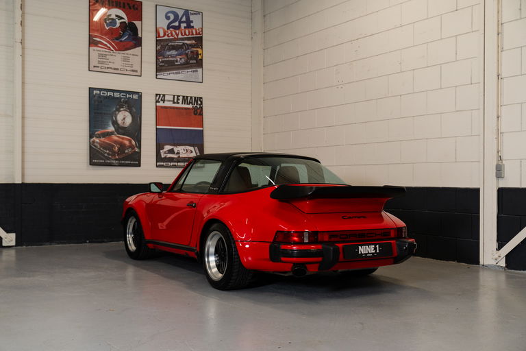 Porsche 911 Carrera 3.2 (US)