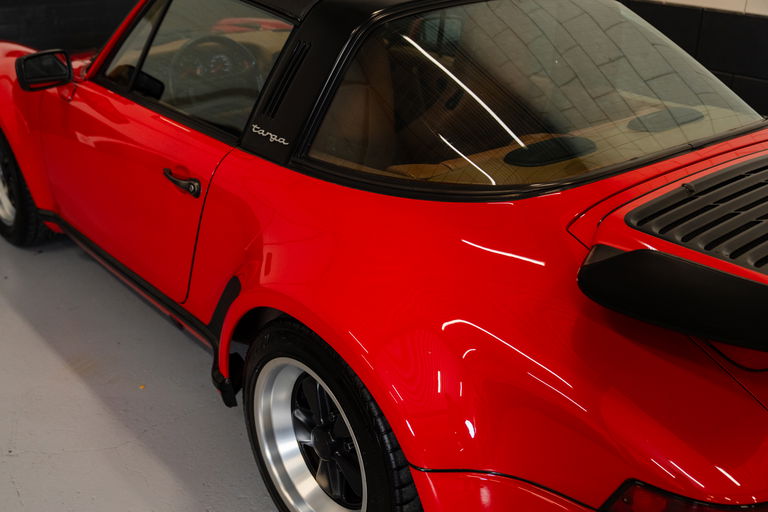 Porsche 911 Carrera 3.2 (US)