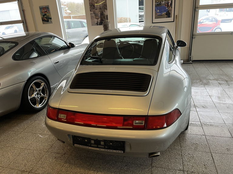 Porsche 993 Carrera 4