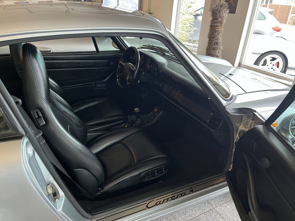 Porsche 993 Carrera 4