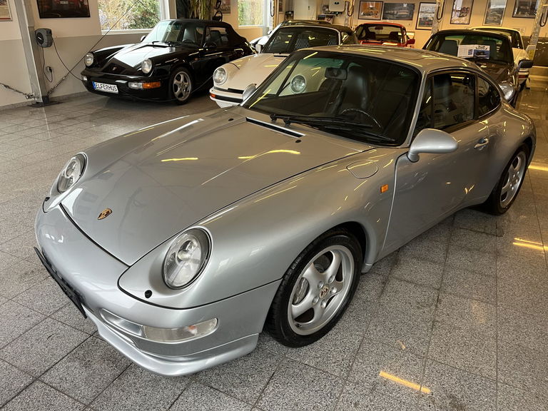 Porsche 993 Carrera 4