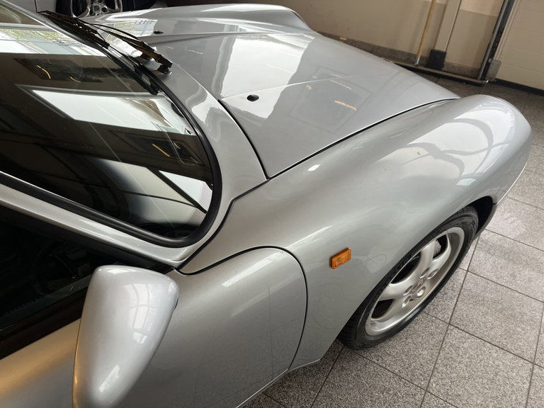 Porsche 993 Carrera 4