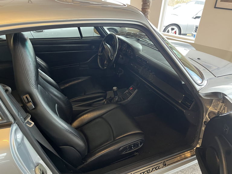 Porsche 993 Carrera 4