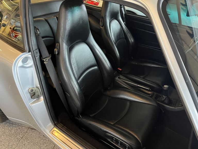 Porsche 993 Carrera 4