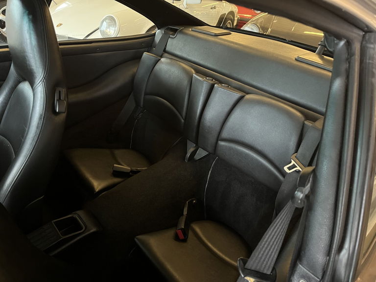 Porsche 993 Carrera 4